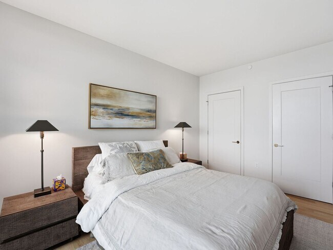 Building Photo - Designer-Furnished Waterfront Living at VIO Condominiums!