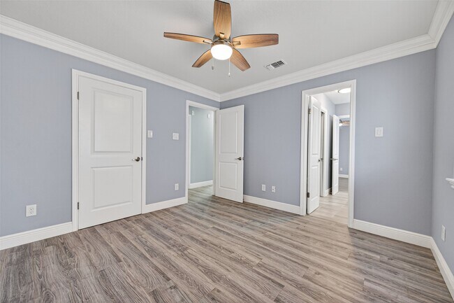 Building Photo - 206 Mill Trail Dr