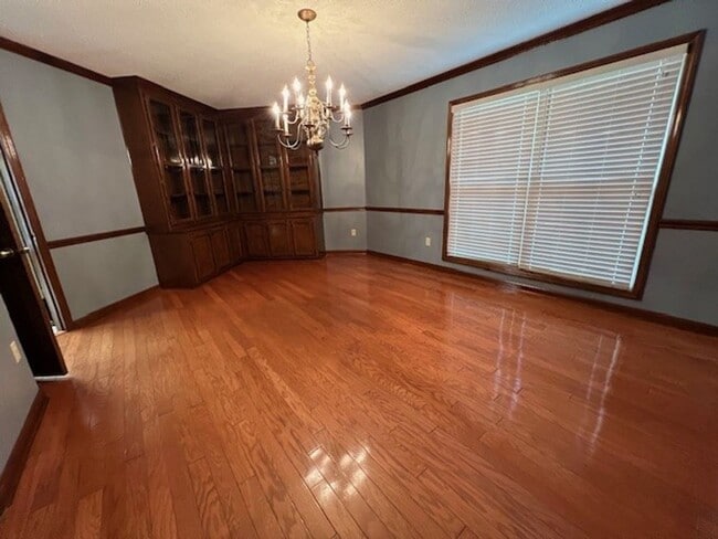 Building Photo - 3 Bedroom, 3 Bath Home in Dearing