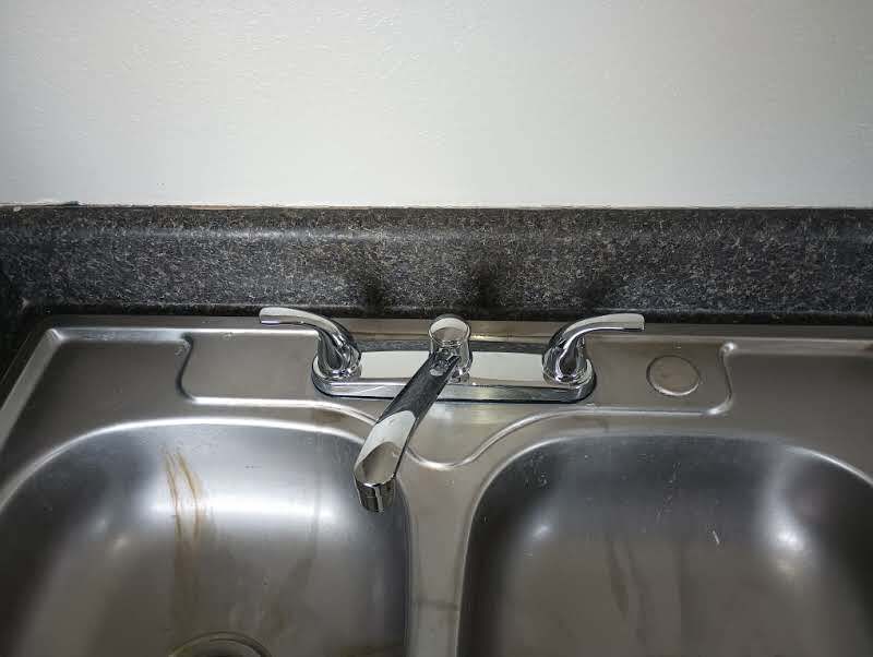 Building Photo - 1002 Avenue E