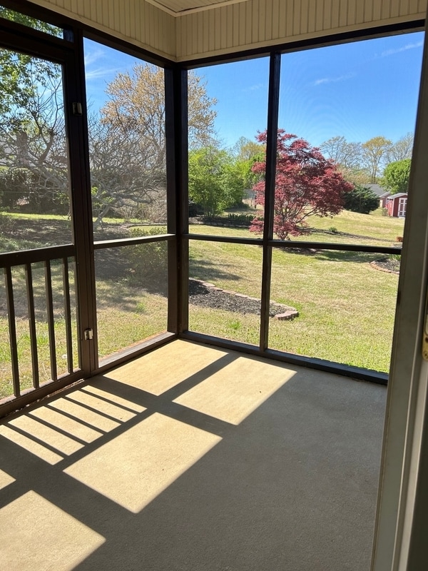 Building Photo - 10 Pasture View Ct