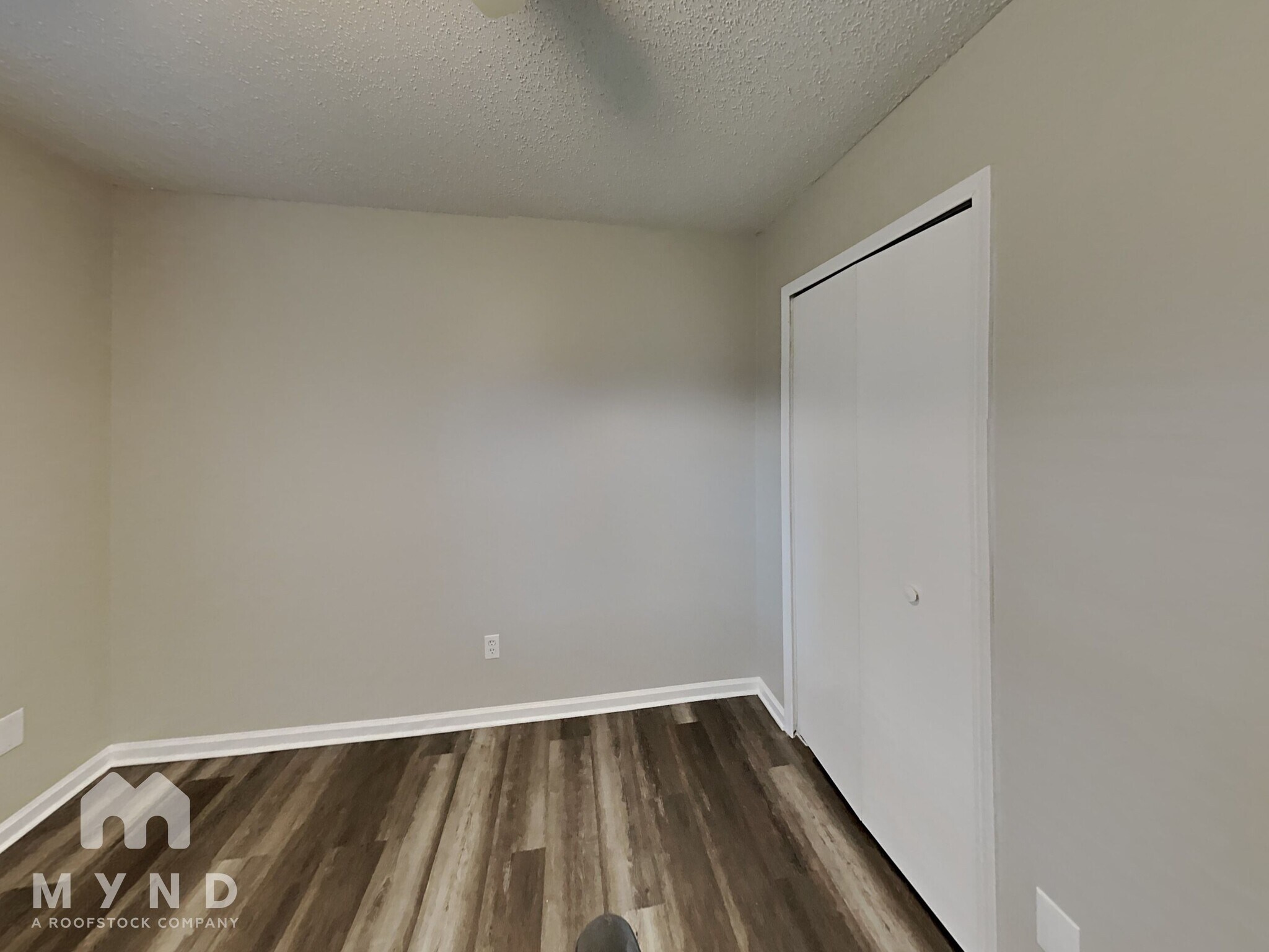 Building Photo - 12382 Silent Brook Trail N
