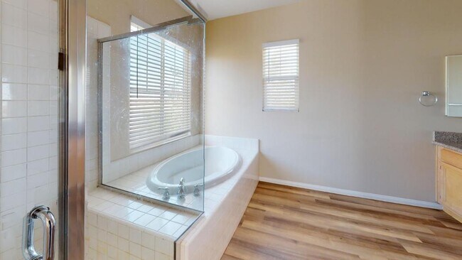 Building Photo - 36425 Fallingstar Pl