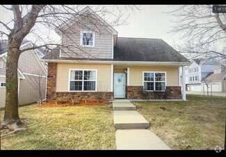 Building Photo - 4321 153rd St
