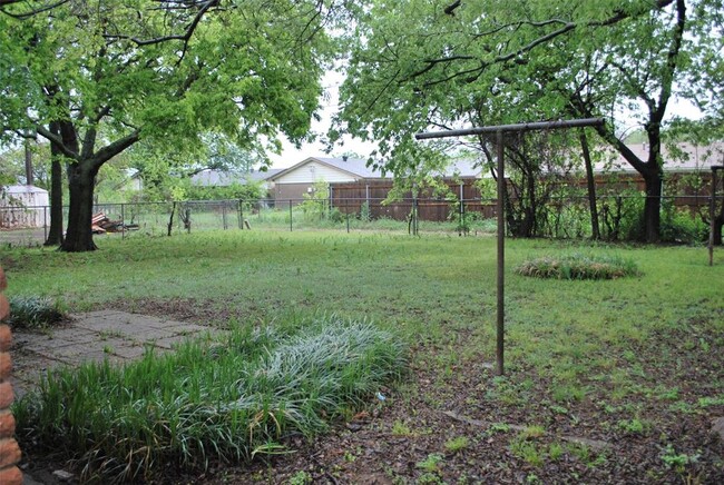 Building Photo - 3809 Titan Trail