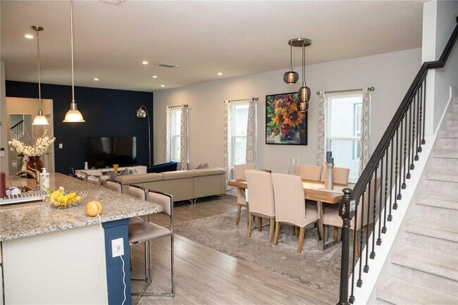 Building Photo - 5963 Glory Bower Dr