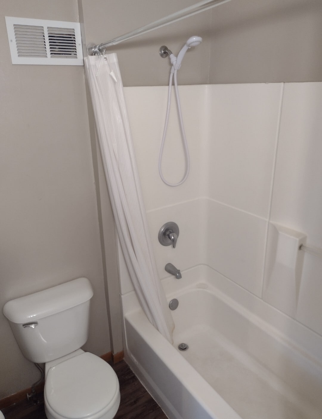 Building Photo - 2023 S 24th St