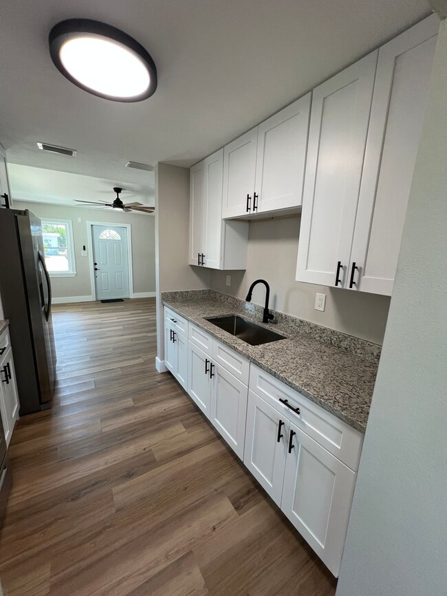 Building Photo - Totally updated !!  All new interior.  Bri...