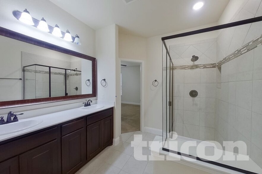 Building Photo - 208 Melody Wy