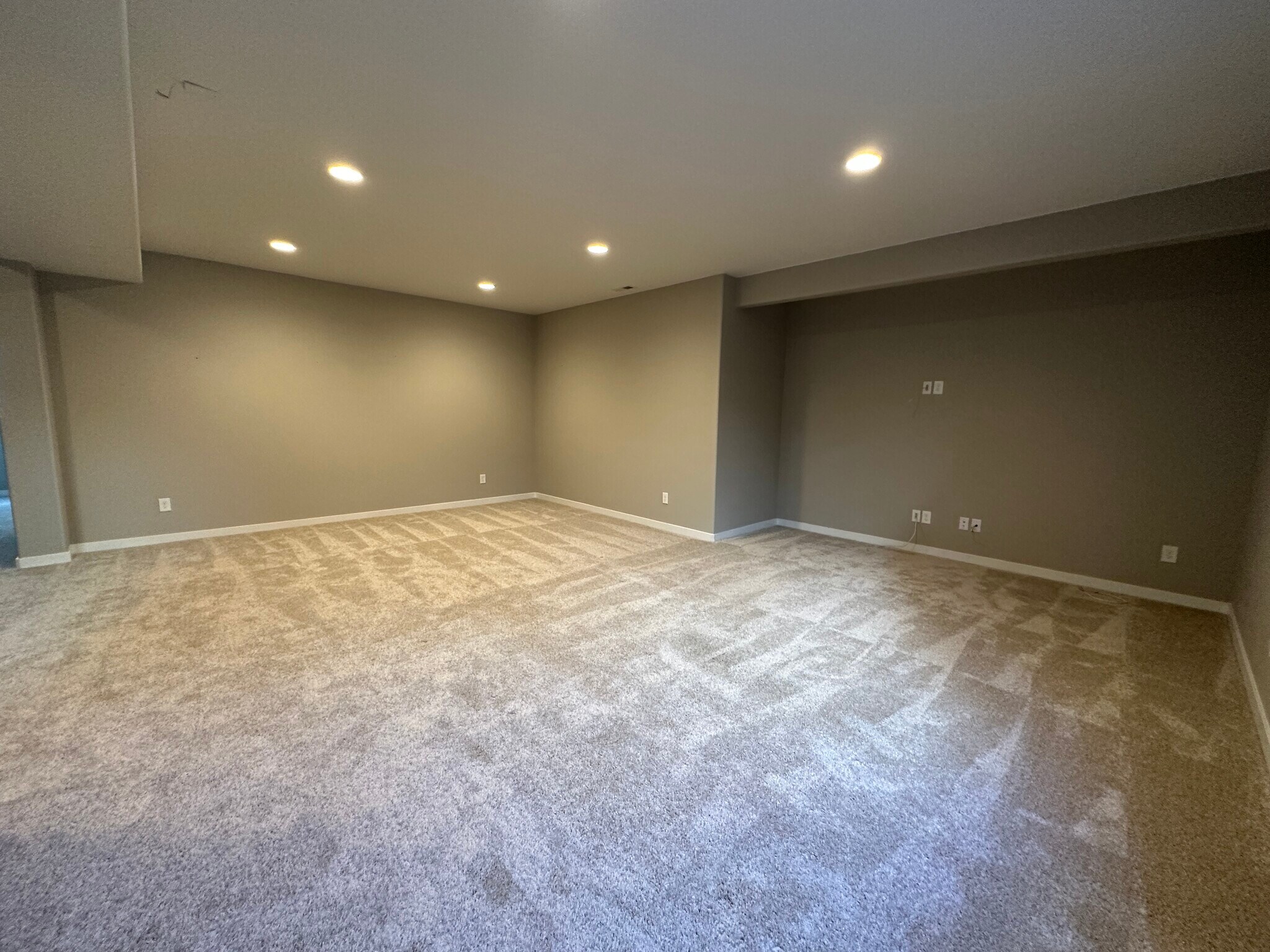 Building Photo - 6737 Sedgerock Ln