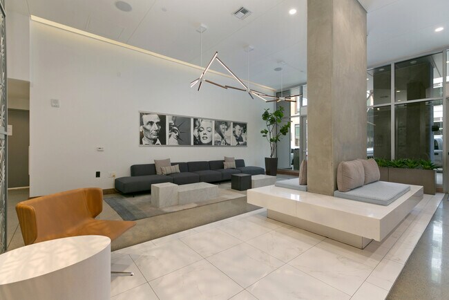 Building Photo - 321 Tenth Ave