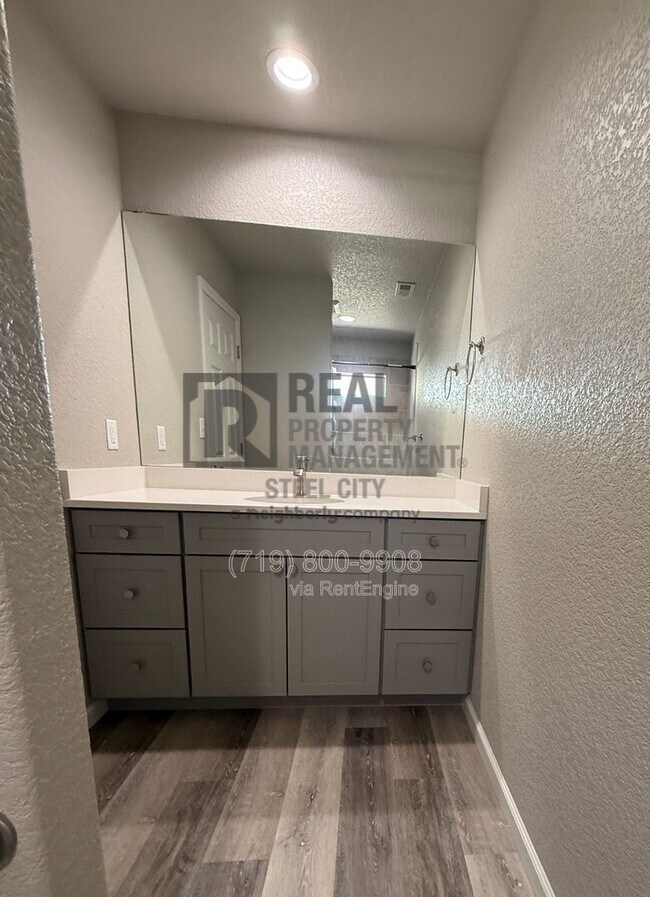 Building Photo - 155 S Stardust Cir