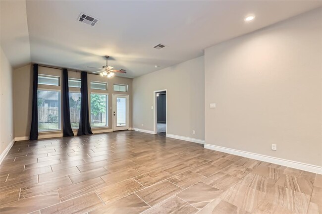 Building Photo - 116 Painted Lady Cove