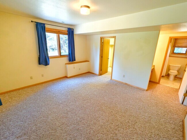 Building Photo - Beautiful Home In Monument