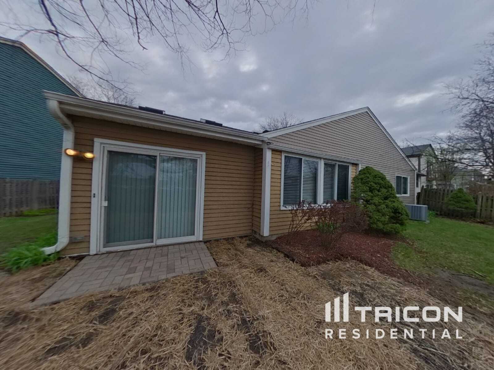 Building Photo - 2836 Garden Dr