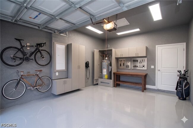 Building Photo - 9004 Justice Cir