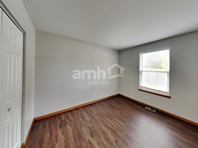 Building Photo - 1304 Partridge Dr