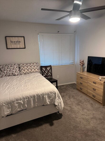 Building Photo - 43405 30th St W