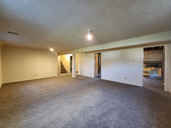 Building Photo - Ranch Style 4 Bedroom Home With Basement A...