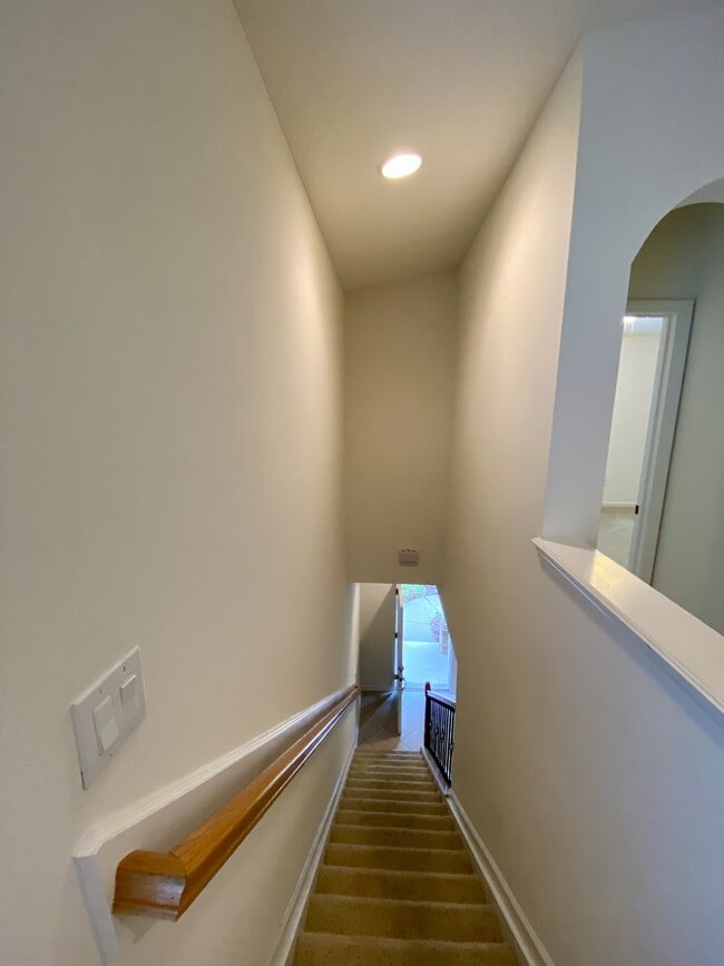 Building Photo - 12988 Spring Rain Rd