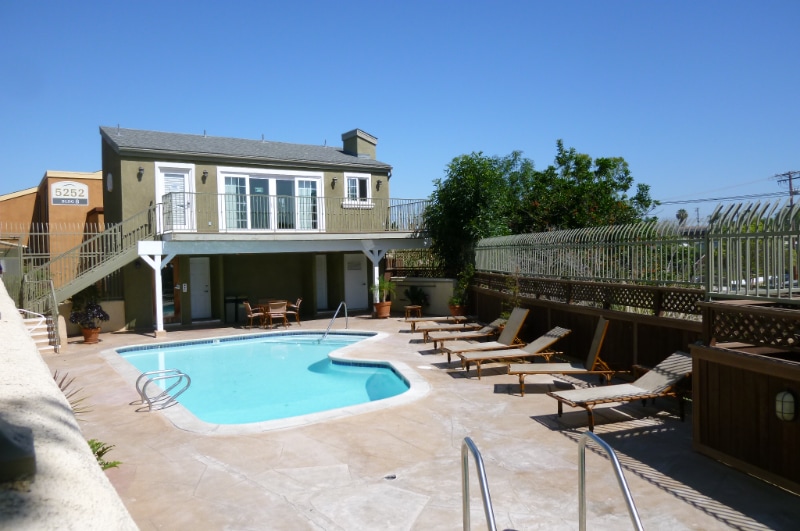 Building Photo - 5404 Balboa Arms Dr