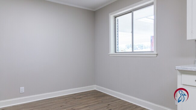 Building Photo - 100 Fairfield St