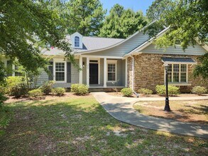 Building Photo - 205 N Hamptons Pl