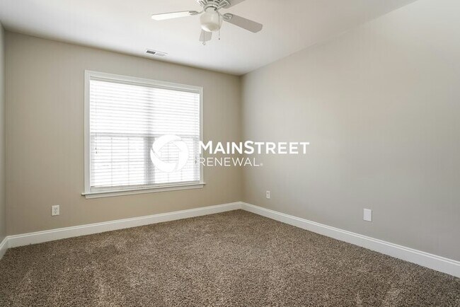 Building Photo - 3 Bedroom Pet-Friendly Home in Wendell, NC with Main Street Renewal