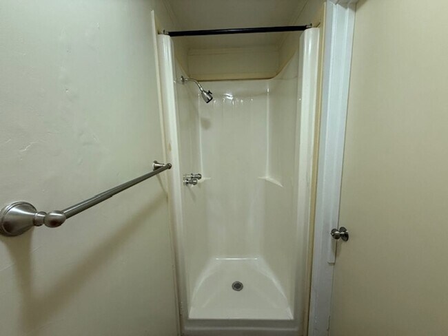 Building Photo - 1717 Clark Blvd