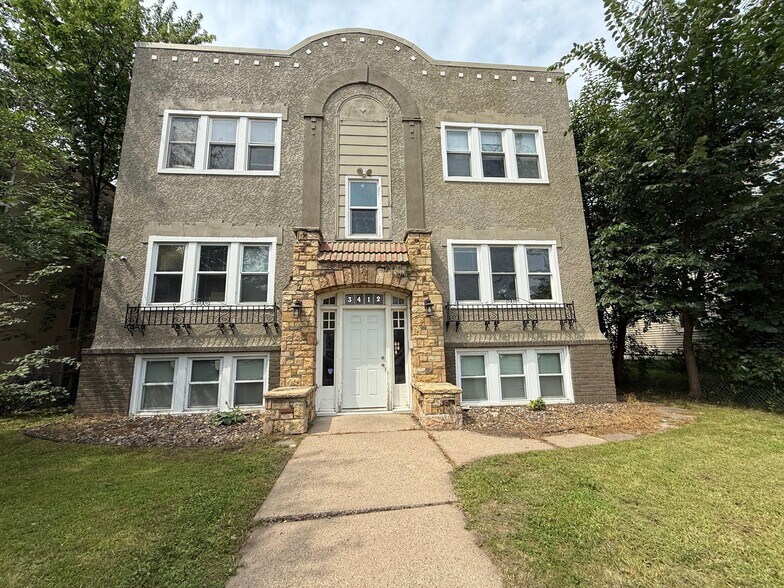 Building Photo - 3412 Chicago Ave