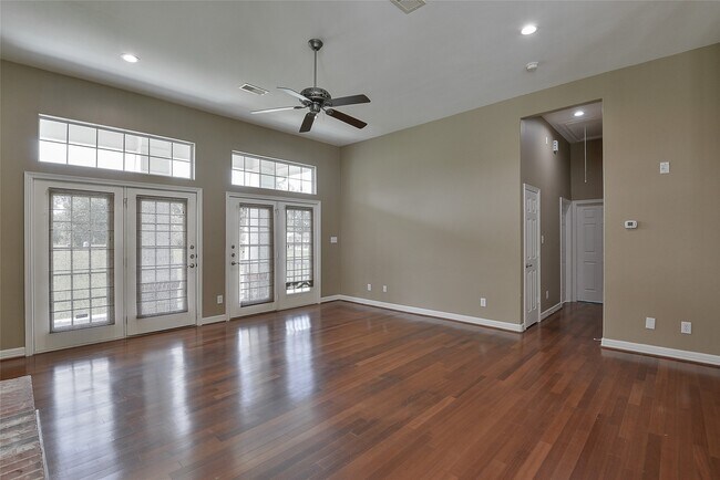 Building Photo - 3960 Farm to Market 1960 Rd E