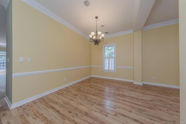 Building Photo - 9127 3 Bushel Dr