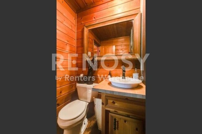 Building Photo - 3BD/2.5BA Home in Elk River Available Now!