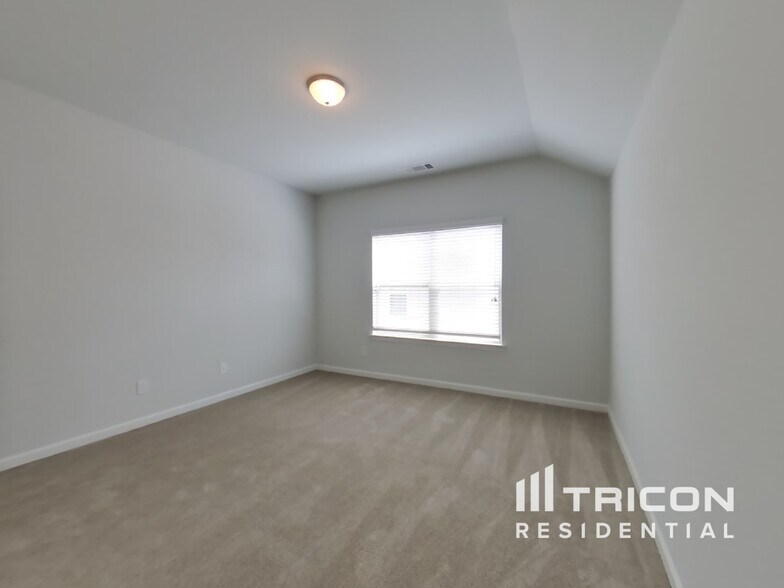 Building Photo - 7582 Crawford Ct