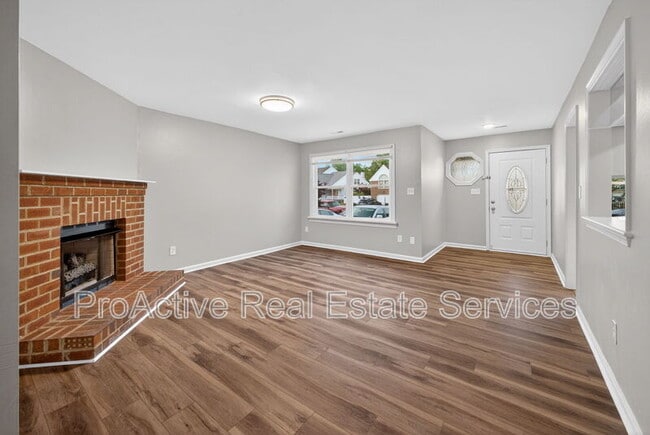 Building Photo - 3400 Cricket Hollow Ln