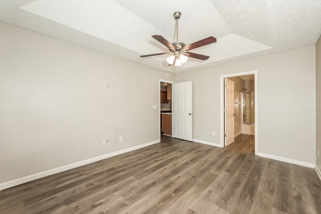 Building Photo - 2219 Ligney Creek Ln