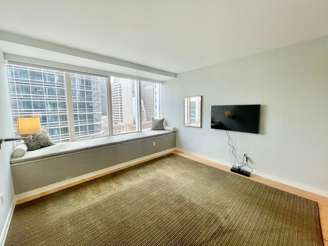 Building Photo - Millennium Stunner! 2BR/2BA 1,245sqft! Pet...