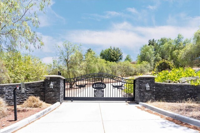 Building Photo - 42160 Cll Barbona