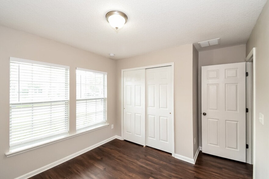Building Photo - 3871 Marsh Bluff Dr