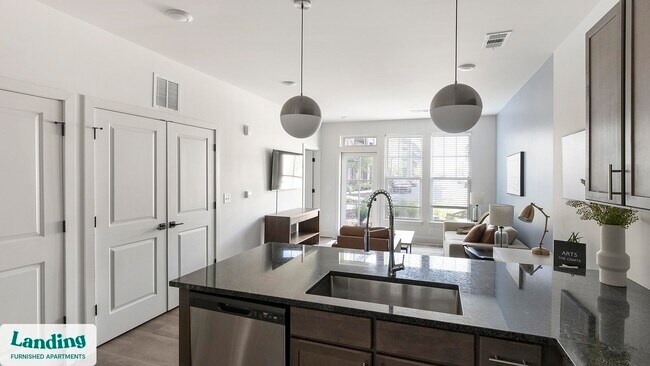 Building Photo - 170 Graphics Dr