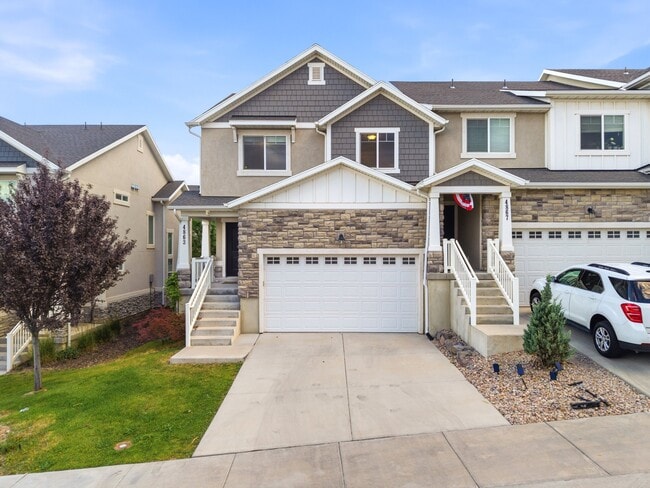 Building Photo - 4863 Spire Wy