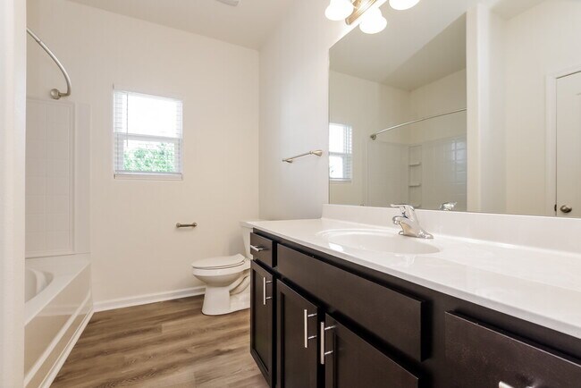 Building Photo - 1116 Black Diamond Dr