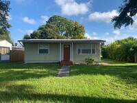 Building Photo - Updated 2 Bedroom 1 Bath in Central Gulfport