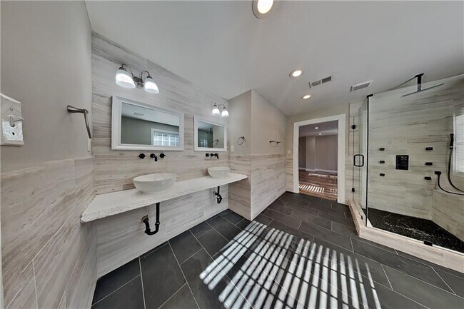 Building Photo - 537 Paper Ridge Ln