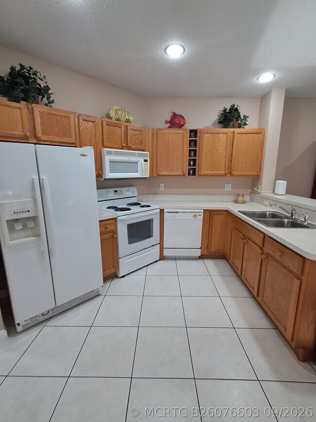 Building Photo - 8924 Sandshot Ct