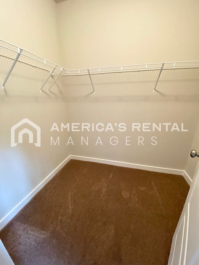 Building Photo - Home for Rent in McCalla, AL... Available to View Now!