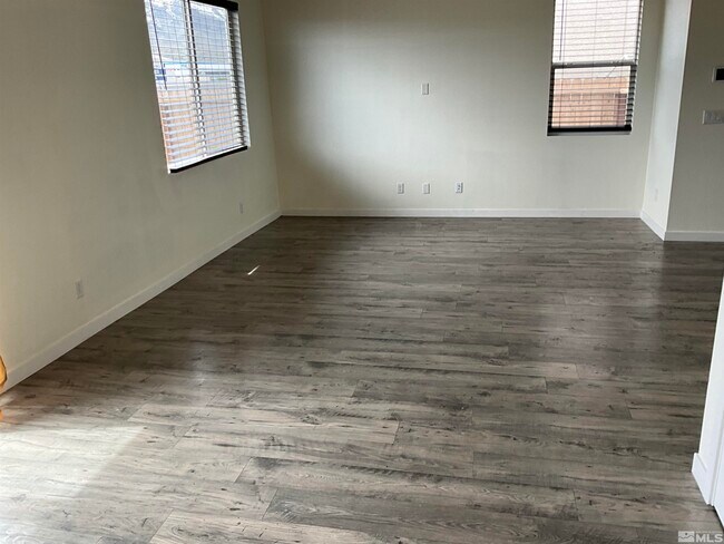 Building Photo - 8898 Wolf Moon Dr