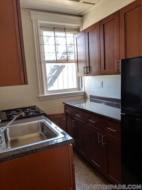 Building Photo - 1191 Boylston St