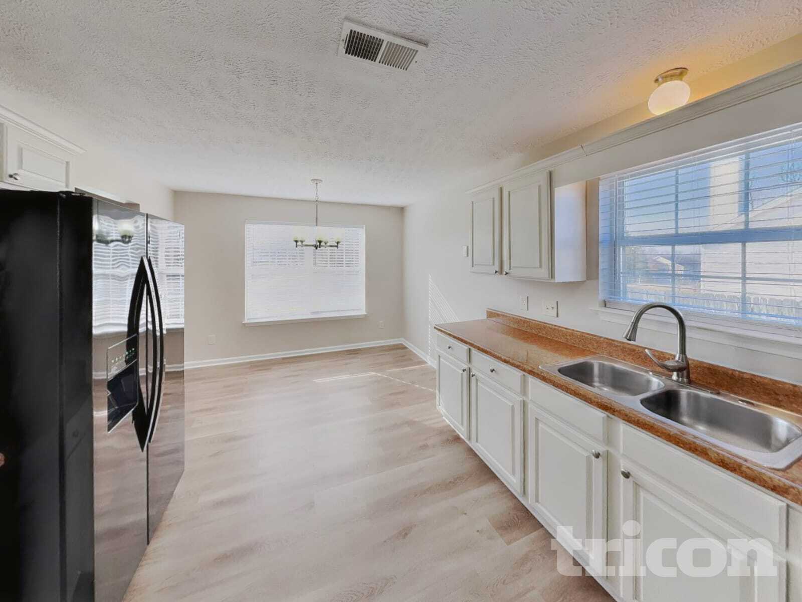 Building Photo - 673 Mable Dr