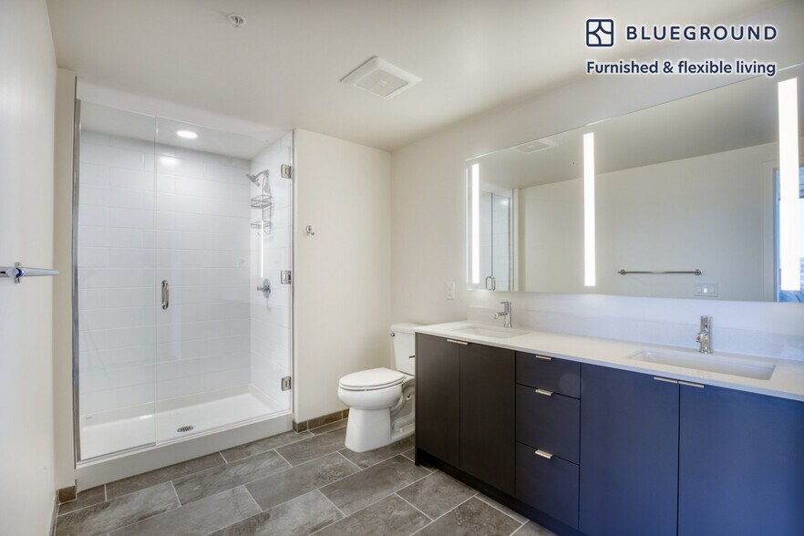 Building Photo - 210 8th Ave N